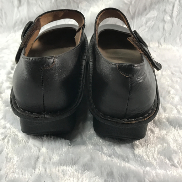 Chrome Grey Patent Alegria nursing shoes | Nursing shoes, Alegria shoes, Shoes